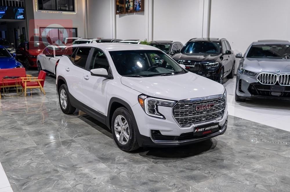 https://cdn.iqcars.io152b4131-f9bb-48e9-bb13-2dbbe55a2f38_0.jpg